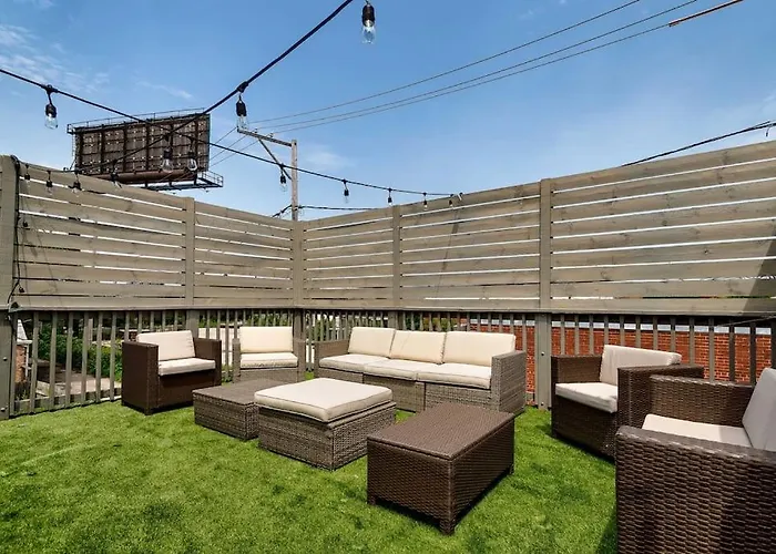 Suite2 Access To Patio